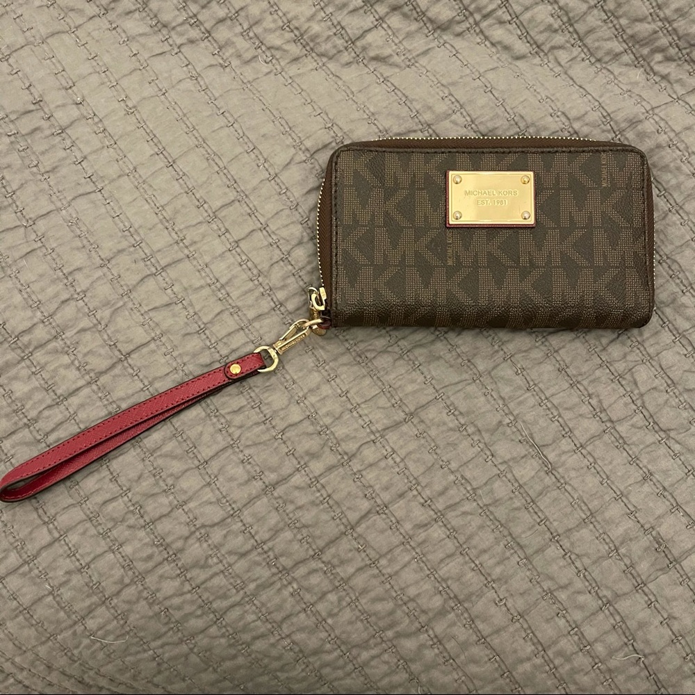 Michael Kors wallet